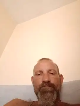 lokillo7777_ Show in webcam