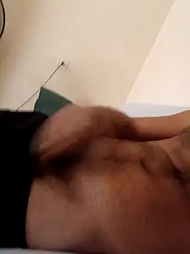 lokillo7777_ Show in webcam