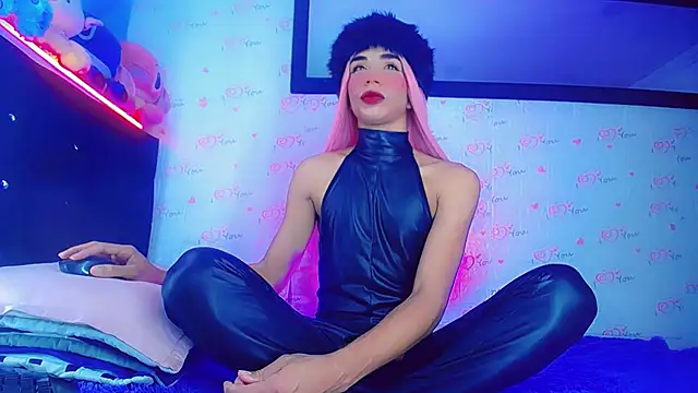 SamiraHot1 Show in webcam