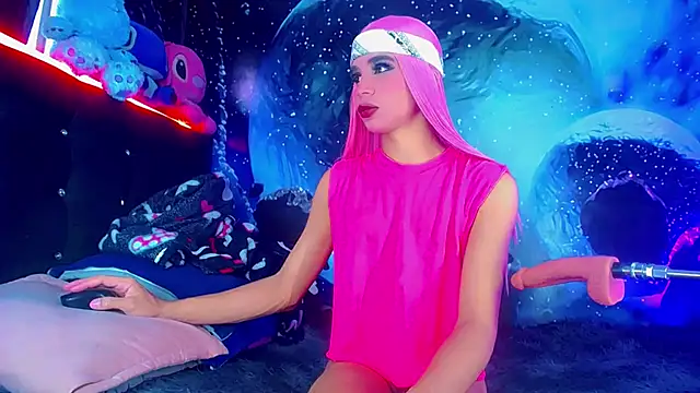 Show modela SamiraHot1 na web-kameri