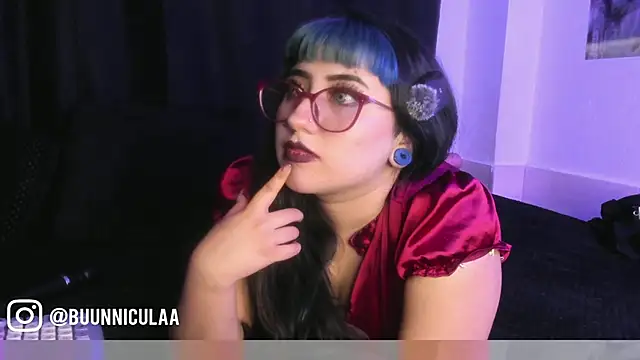 LarissaHell XXX чат на живо