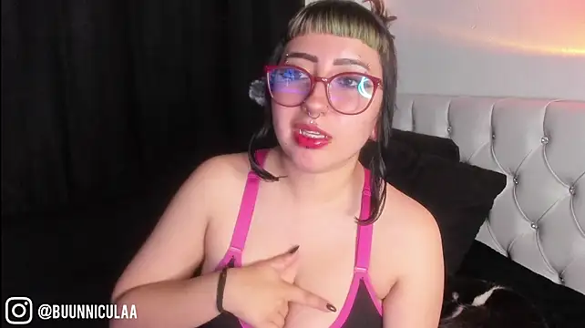 LarissaHell 라이브 XXX 채팅