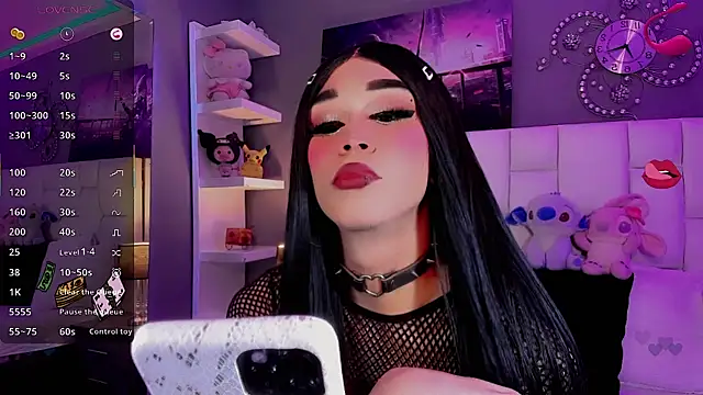 Megaan_Dolll's Webcam Show