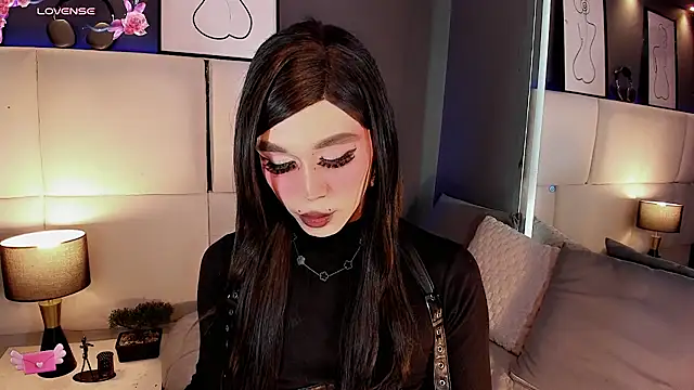 Megaan_Dolll Show Webcam