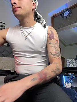 Dereck_Klain Show Webcam