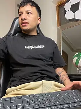 Dereck_Klain Show Webcam