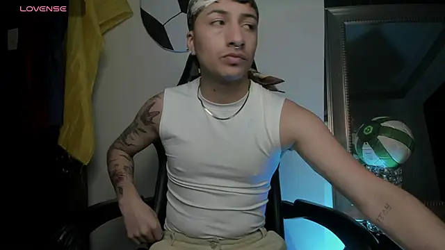 Dereck_Klain Show Webcam