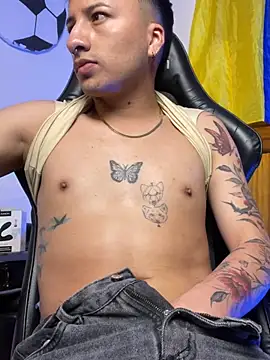 Pokazy przed kamerką – Dereck_Klain