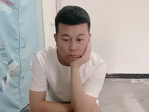 zzj_4718 在線直播表演