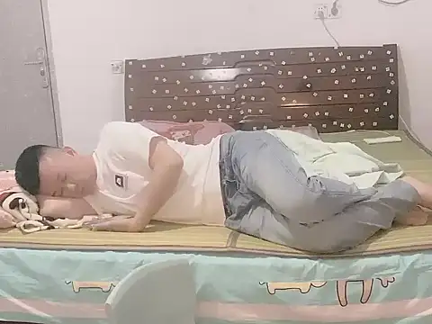 zzj_4718 Webcam-Show