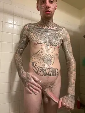 tattedupguy: διαδικτυακό σόου στην κάμερα