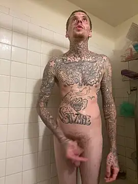 tattedupguyn Webbikameraesitys