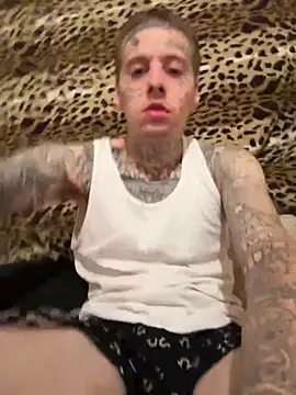 tattedupguy webkamerás műsora