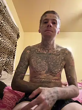 tattedupguy Webcamshow