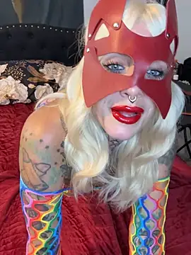 MaskedMamiXXX 웹캠 쇼