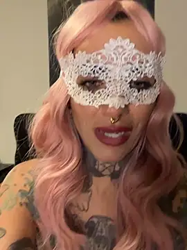 แชท XXX สดของ MaskedMamiXXX