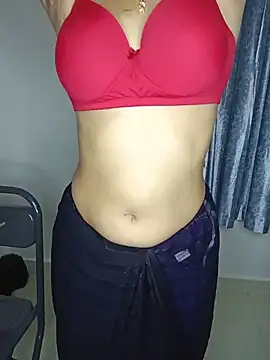 Sunshinee49 Show in webcam
