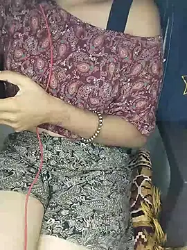 Sunshinee49 – Live XXX-chat