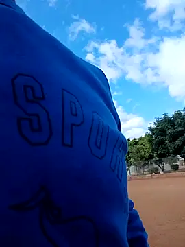 Pokazy przed kamerką – Nicebigcock39