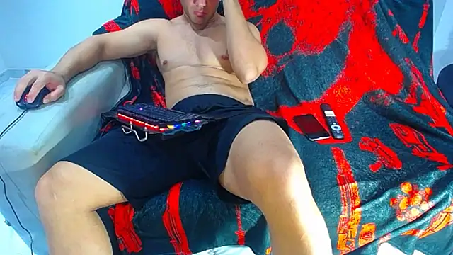 הופעת וובקאם של hugo_19cm