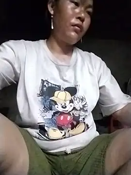 Živá chatovací místnost Mii-moo