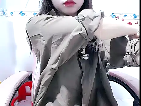 Emilysexy_cut 现场XXX聊天