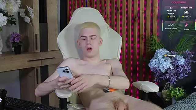 Tommy_CrashXXX 网络视讯表演