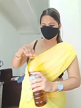 Cute-Sweety Show in webcam