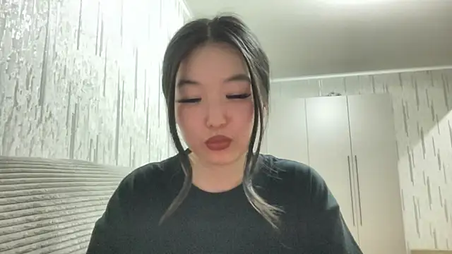 EvilEmma 网络视讯表演