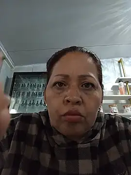 XXX chat uživo modela katialatimaecha