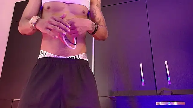 Milan_coopers 在線直播表演