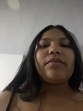 Chatroom XXX en direct de Lulu_Shade