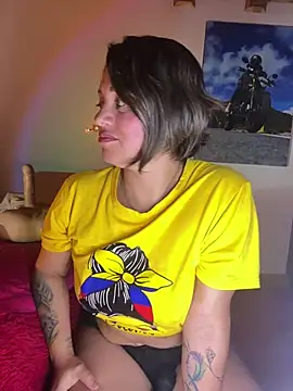 Adele_Grey0202 – Naživo chatovacia miestnosť