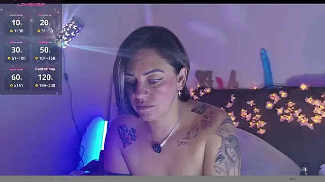 Adele_Grey0202's Webcam Show