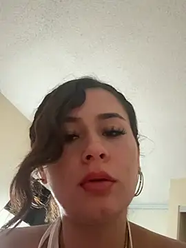 הופעת וובקאם של xodivinexo