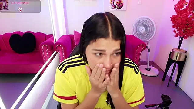 Julie_preston Chat XXX live