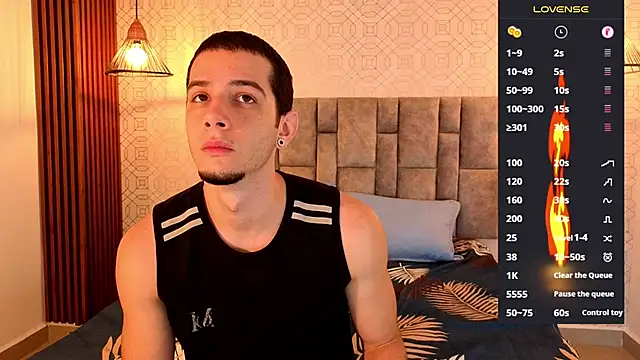 isaacblaze_ Webcam Show
