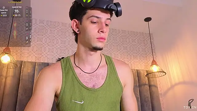 isaacblaze_ Webcam show