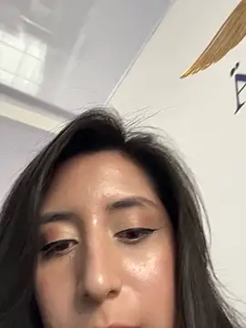 XXX chat uživo modela Tabatha_11