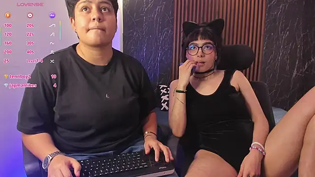 Pokój czatu na żywo – Nico_Blaze22