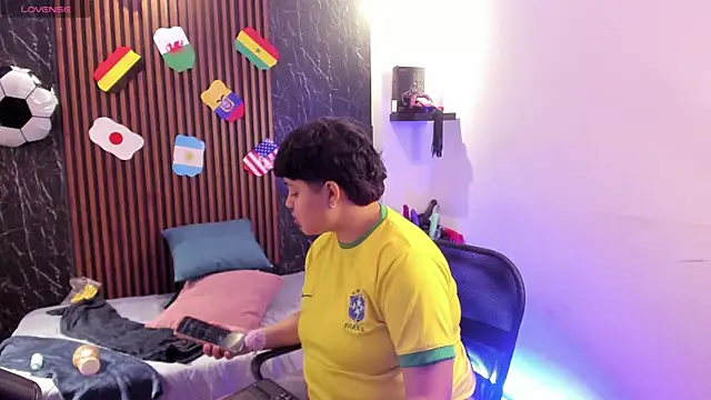 Nico_Blaze22 – Live XXX-chat