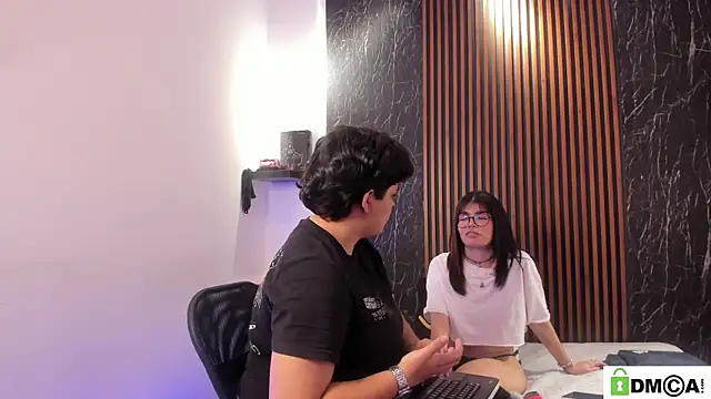 צ'אט XXX בשידור חי של Nico_Blaze22