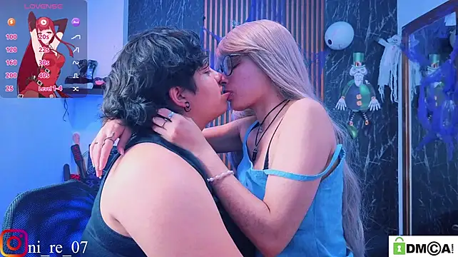 Nico_Blaze22 Show in webcam