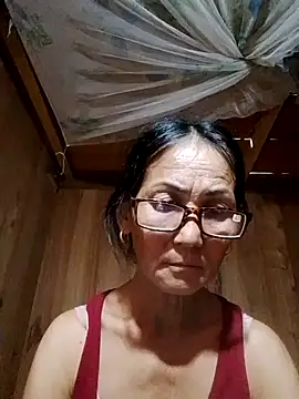 Chat XXX en directo de Magy-006