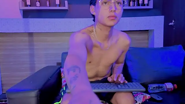 tian_sex Pertunjukan Webcam