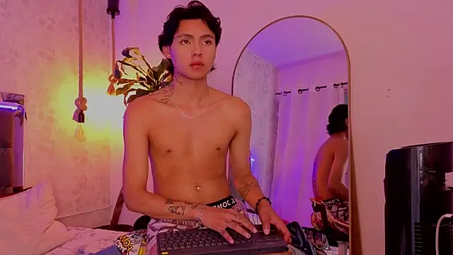 tian_sex Adlı Modelin Web Kamerası Şovu