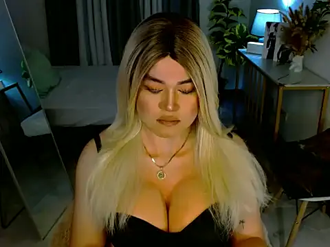 SUCKABLE_21 网络视讯表演
