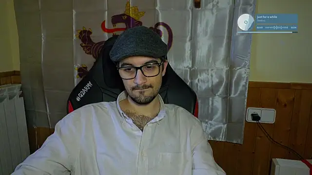 Show modela zadrotx na web-kameri