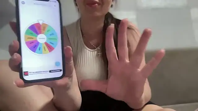 Show modela DarsyRox na web-kameri
