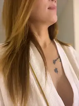 okgirl_23's Webcam Show